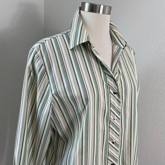 Foxcroft Womens 14 Wrinkle Free Striped Button Up Shirt Long Sleeve Blouse Top - Picture 2 of 9